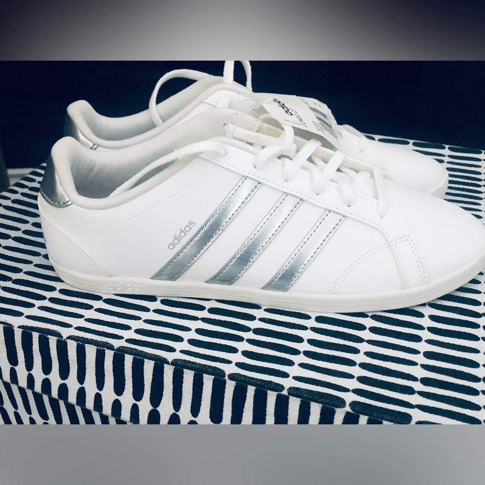 Adidas Coneo QT Tennis Shoes NWT